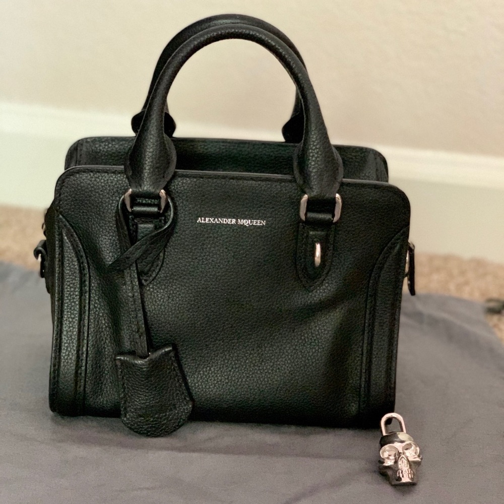 Alexander McQueen small black leather purse